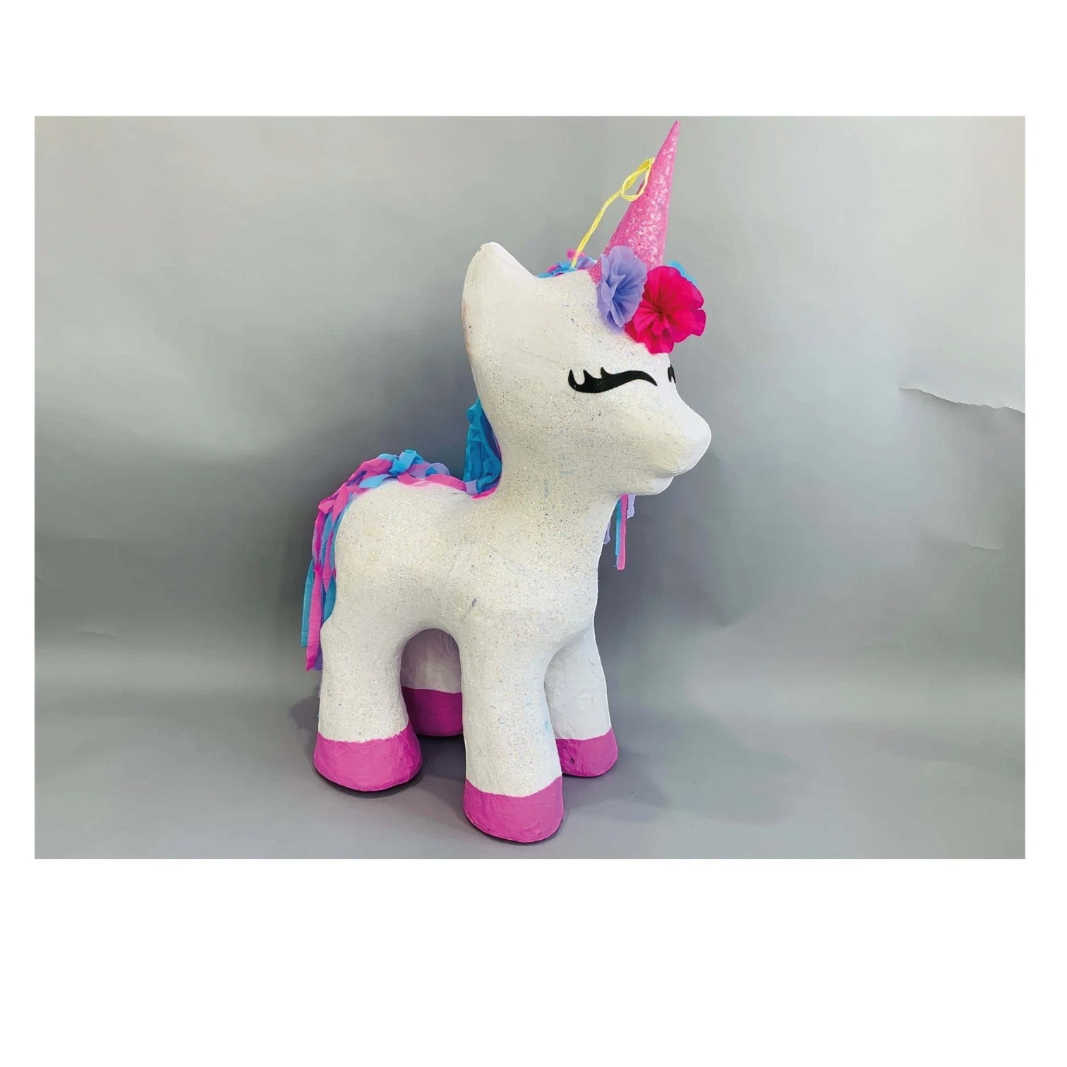 Unicorn Figure G Piñata (1 per item)