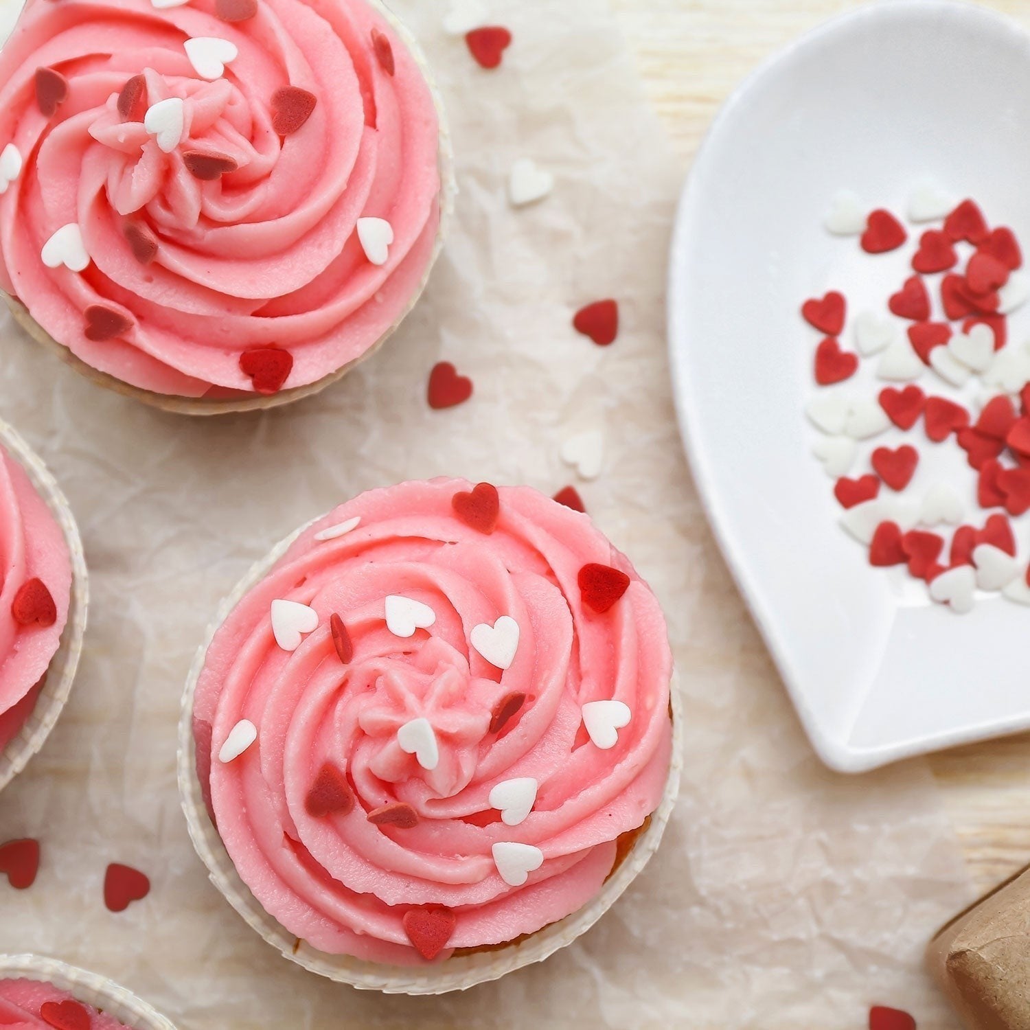 Sugar Confetti Hearts 100g