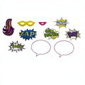 Set de 10 accesorios para fotos PartyStore con temática de superhéroes, incluyendo burbujas de texto y antifaz.