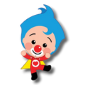 Adorno móvil de PartyStore con el personaje Plim Plim, payaso de pelo azul con traje rojo y capa amarilla