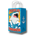 Bolsa dulcera PartyStore con diseño de tiburón y ancla, ideal para fiestas infantiles con temática marina.
