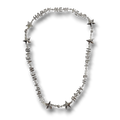 Collar PartyStore de Año Nuevo en color plata con letras Happy New Year y detalles de estrellas decorativas