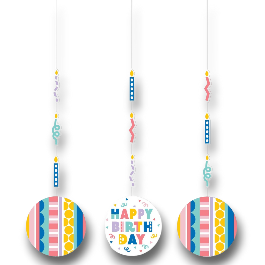 Decoraciones colgantes PartyStore con velas coloridas y diseño de Happy Birthday para fiestas de cumpleaños