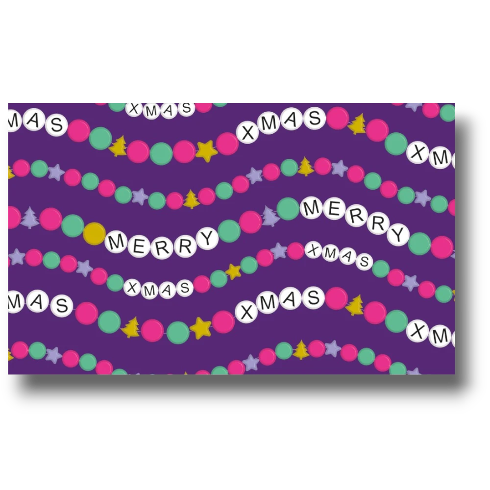 Papel de regalo PartyStore con diseño de guirnaldas navideñas, letras Merry Xmas y figuras coloridas sobre fondo morado