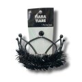 Tiara negra PartyStore con detalles de gemas oscuras y base de flecos brillantes para disfraces